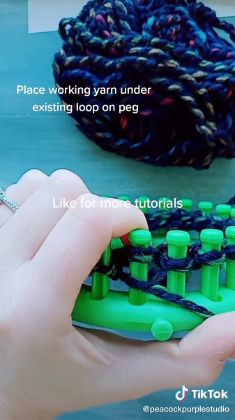 How to Master the Loom Purl Stitch: Beginner's Tutorial