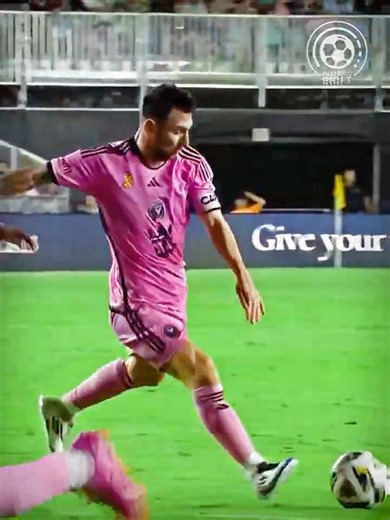 Messi Didn't Even Look 🔥