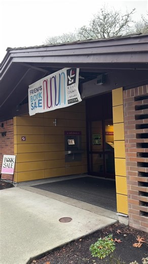 Another day another FEW library book sales. This is an excellent way to find gently used books for incredible prices! I hope to go to even more in this new year. #librarybooksale #booksale #library #locallibrary #book