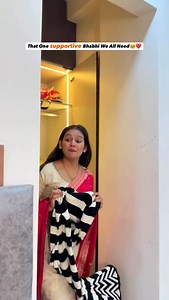 Christmas feels different with family And someone else became the real Santa. Just go to the @Instamart app, decorate the Christmas tree, share and win free cash till 24th of December Win ₹10 on every share and by this collect upto ₹100 (2-day expiry) T&C apply* #lightachristmastree #christmaswithinstamart #dishijain #fyp | Dishi Jain