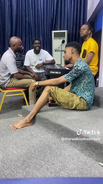 Nigerian Gospel Worship Music for Praise and Inspiration