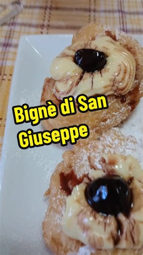 Ricetta bignè di San Giuseppe con crema e amarene sciroppate