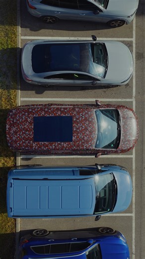 The all-new electric VLE. Big vehicle. Surprisingly agile. With a 7-degree turning angle at the rear-axle and hands-free parking, the VLE turns tight parking lots into an easy task – with our CEO Ola Källenius behind the wheel. #MercedesBenz #VLE | Mercedes-Benz