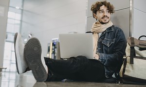 Estudiar y trabajar en el extranjero: cursos y países [2025]