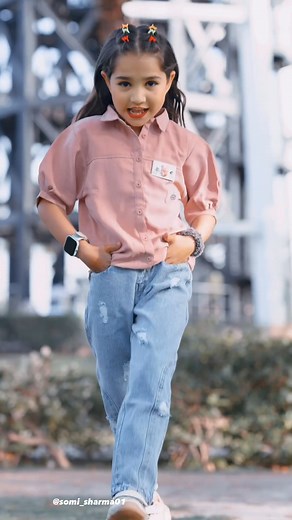 16K views · 440 reactions | #dance #dancer #dancereels #dancevideo #dancelife #dancecover #danceindia #danceclass #danceplus #dancegoals #dancemusic #bollywooddance #danceworld #dancebattle #dancemoves #dancetime #dancepractice #dancefloor #dancer #dancers #dancersworld #danceworld | trendi.dance.reels | Facebook