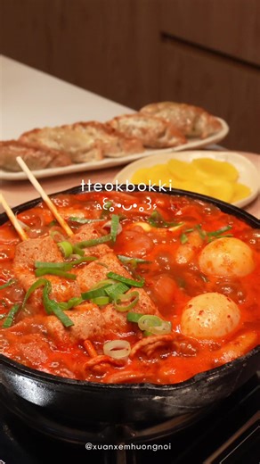 Tteokbokki: A Flavorful Korean Delight