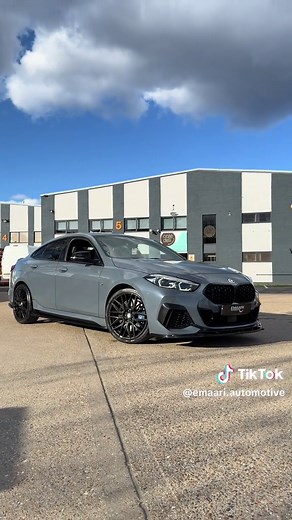 Explore the BMW 2 Series M235i Features