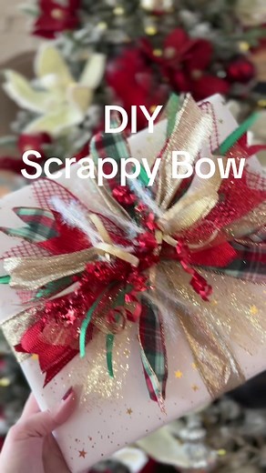 Don't throw away your bows or ribbons after Christmas! Keep them all (even the small pieces) to make scrappy bows for next year. 1. Cut ribbon into 6” - 9” sections. 2. Layer 15-20 ribbons 3. Tie them together Ta-dah!✨ Now you have a scrappy bow! 🎀