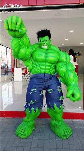 Hulk dancando a dancinha do tik tok