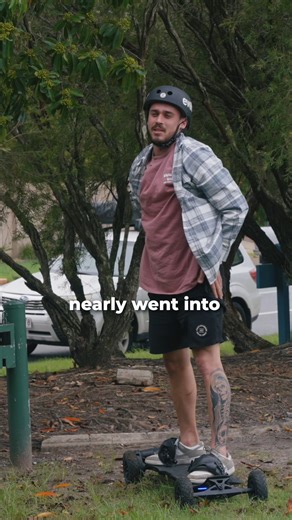 4K views · 25 reactions | Watch this electric skateboard conquer the toughest off-road track!  Think you can handle the jumps? Drop a 'YES' if you're up for the challenge!  #offroad #skatejump #evolve #electric #skate #skateboard #evolveskateboards #esk8 #skating | Evolve Skateboards | Facebook