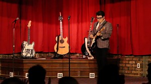 Radney Pennington as Buddy Holly sings Maybe Baby Elvis Week 2020 Dad's Place Memphis #radneypennington #elvis #elvispresley #elvistribute #elvistributeartist #elvisweek #walkingontheboulevard | Walkin' On The Blvd