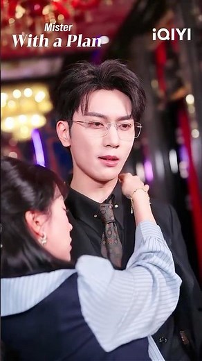 Who gave you the nerve to touch my woman?! 🔥 #iQIYI #drama #shortdrama #闪婚成宠顾先生他蓄谋已久