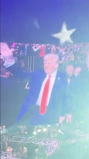 President-elect Trump walks into Madison Square Garden for UFC 309 #shorts
