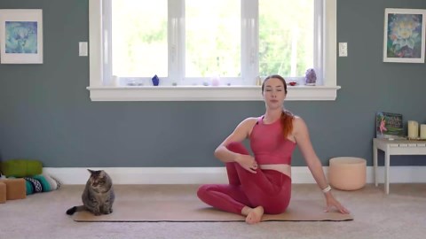 Quick Sciatica Relief – 5-Min Yoga Stretches (Top 5 Poses)