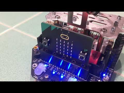 Microbit radio controlled car - Maqueen Plus - using accelerometer for control