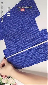 Vejam o tutorial da bolsa com base inteiriça e técnica diferente de fechamento dos cantos l🤩👏 | Lany ArtesCrochê