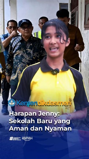 Harapan Jenny: Sekolah Baru yang Aman dan Nyaman#SobatBelajar, dulu Jenny dan teman-temannya di SMPN 3 Sitolu Ori harus belajar di tengah keterbatasan dengan bangunan yang kurang layak, bahkan ruang kelas yang sempat roboh.Tapi untungnya, masa-masa penuh kekhawatiran itu bakal segera berakhir! Melalui program Revitalisasi Sekolah yang diterima sekolahnya, mimpi Jenny buat punya sekolah yang aman dan nyaman bakal segera terwujud. Kemendikdasmen berkomitmen penuh agar sarana pendidikan yang aman d