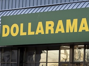 Winnipeg security guard charged after accused Dollarama shoplifter assaulted