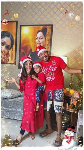 Here’s how our Christmas went in Achuma’s house this year!!! ❤️Merry Christmas to you all and wishing you all happiness and great health this festive season! 🧑‍🎄😍 @archanachandhoke @zaaravineet.offl we missed u soooo much 💕 love u guys. Come back soon! ❣️ | anita_chandhoke