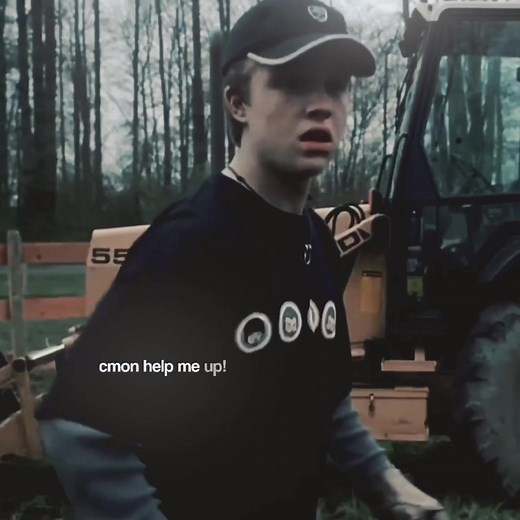 Noel Fisher in Final Destination 2 - Brian Gibbons Scene