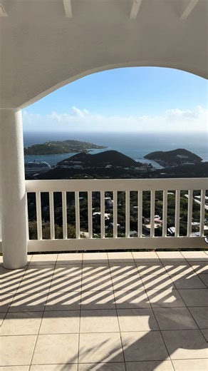 St. Thomas Lindbergh Bay Beach: Ultimate Scenic Experience