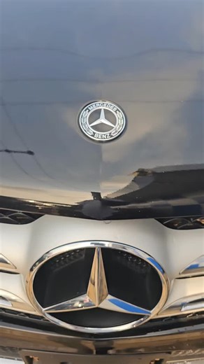 Mercedes-Benz GLE 400 2019 — Foreign Used | Buy & Drive in Asaba. Luxury, power, and comfort perfectly combined. This 2019 Mercedes-Benz GLE 400 (tokunbo) is extremely clean and ready to drive with zero stress. ✅ Foreign used (tokunbo) ✅ Accident-free • first body ✅ V6 power • smooth & responsive drive ✅ Panoramic sunroof ✅ Leather interior (factory condition) ✅ Reverse camera parking sensors ✅ Push start / keyless entry ✅ Solid suspension • no warning lights ✅ Buy & Drive — no stories This is f