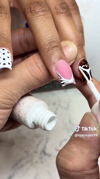 Chic Chrome Nails Tutorial for Stunning Short Nails