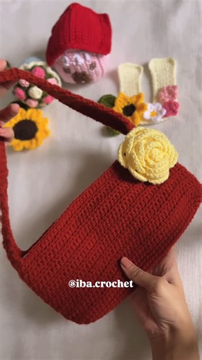 Iba | Crochet Creations | India 🇮🇳 on Instagram: "Vintage Rose Bag 🥀 the first ever handbag I designed. It was recently order by a sweet girl as a gift for her sister. Moments like these remind me why this is all worth it & why handcrafted items are so special✨ 💌DM to order your own custom pieces #handmade #crochet #smallbusiness #handmadewithlove #crocheting #explore #fyp"