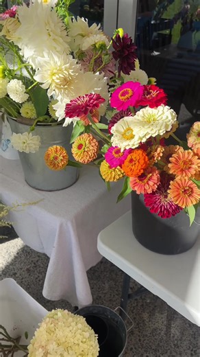 Affordable Flower Buying Tips for First Home Buyers