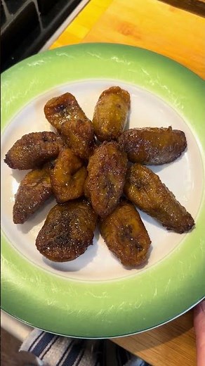 Maduros - sweet fried plantains! Naturally sweet, with no added sugar needed.