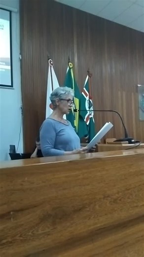 Dra. Sandra on Instagram: "Cada pessoa tem uma história, uma família, um lar. Vamos trabalhar juntos para mudar a realidade da população em situação de rua. Precisamos de políticas públicas eficazes, abrigo temporário, capacitação profissional, reinserção no mercado de trabalho, oportunidades para que possam reconstruir suas vidas e até auxílio para retorno à sua cidade natal. Essas foram as premissas em que me baseei para fazer uma solicitação ao Poder Executivo, com relação às pessoas em situa