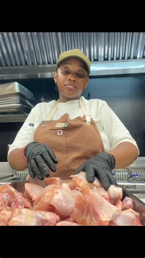 Cooking with Chef Minnie: Delicious Kitchen Moments