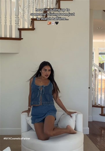 #NYXCosmeticsPartner @NYX Professional Makeup got me feeling like a BADDIE ready to serve for this halftime performance 🏈🐰YUHHH #theaguilars