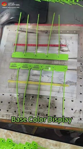 We’re showcasing the laser-marking performance of our plastic seals in multiple standard colors