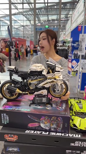 Venom Ducati Building Blocks Motorcycle Toy Review