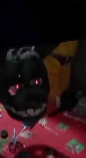 Cómo hacer una máscara de Springtrap fácil