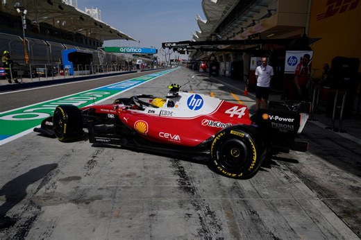 F1 testing live: Mercedes lead the way ahead of Hamilton in Bahrain