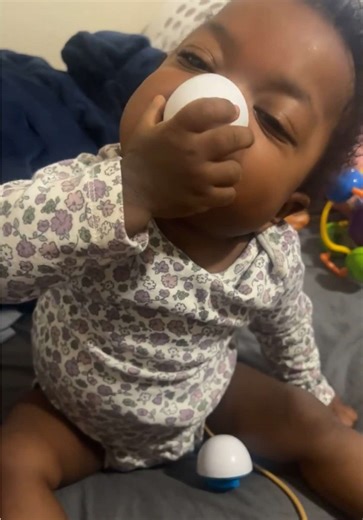 I’m telling yall, she a paid actress💀 #baby #funny #fyp #specialneeds #trending