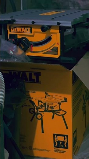 New Dewalt table saw replacement and fence upgrade. #woodworking #jrapheal #diy #mixedmediaart