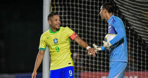 Sub-20: com briga e Vitor Roque em foco, Brasil vence o México em amistoso