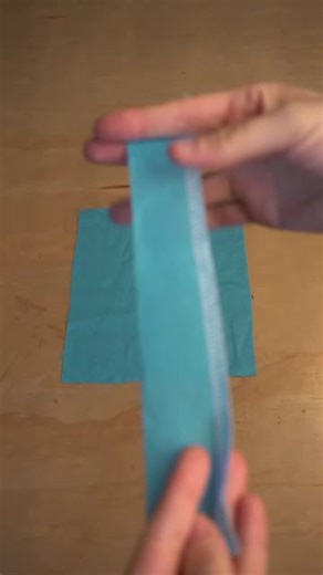 How to overlock without an overlock! Overlocking (or serging) is extremely important when sewing. It closes up the raw edges of your garment allowing a clean finish and a guarantee that your fabric won’t fray. But… an overlock machine can be expensive so here’s an alternative to overlocking! 🙌🏻 #sewing #sewingproject #sewingtip #cosplaydiy #cosplaytip #sewingdiy #sewingtutorial #cosplaytutorial #fyp #fypシ