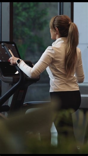 2025 was a year of movement. Of traveling. Of always being on the go. From early flights to long walks in new cities, from spontaneous adventures to carefully planned routes — every day meant motion. Having Garmin with me turned all that movement into awareness: tracking my steps, my energy, my pace, and reminding me to slow down when needed — and push forward when I could. Because when life moves fast, it helps to know exactly how your body moves with it. | Andra Oprea | Facebook