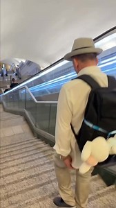 184K views · 5K reactions | La métro d’Alger… plus propre et plus belle que beaucoup de capitales européennes ✨ #MétroDAlger #AlgerLaBlanche #FiertéAlgérienne #VoyageEnAlgérie #Propreté #Modernité #Algérie2025 #Respect #TontonGiovanni #ToujoursBienvenue #AfriqueQuiBrille | Spaccanapoli Grenoble | Facebook