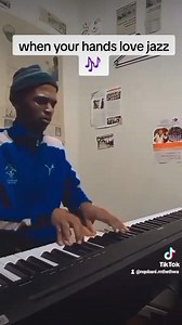 Don't mind my face 藍藍藍that why don't like playing blues they make your face looks weird 藍 | Nqo Bah | Facebook