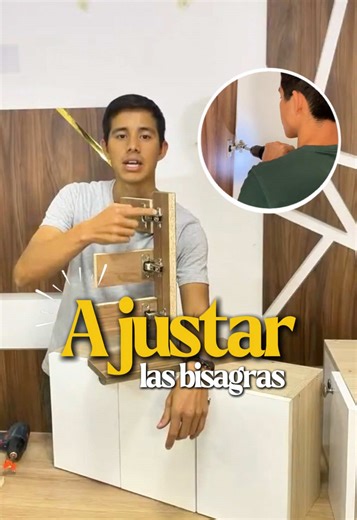 🛠 ¿𝗖𝗼𝗻𝗼𝗰𝗲𝘀 𝗹𝗮 𝗺𝗲𝗱𝗶𝗱𝗮 𝗲𝘅𝗮𝗰𝘁𝗮 𝗽𝗮𝗿𝗮 𝗮𝗷𝘂𝘀𝘁𝗮𝗿 𝘁𝘂𝘀 𝗯𝗶𝘀𝗮𝗴𝗿𝗮𝘀 𝗮𝗹 𝗺𝘂𝗲𝗯𝗹𝗲❓ ¡𝗘𝘀 𝟯𝟳 𝗺𝗺❗ 🤔 La medida de 𝟯𝟳 𝗺𝗺 es un estándar profesional (Sistema 37 y 32) que te asegura que la base de la bisagra quede perfectamente posicionada en el 𝗹𝗮𝘁𝗲𝗿𝗮𝗹 𝗱𝗲𝗹 𝗺𝘂𝗲𝗯𝗹𝗲 para puertas laterales, centrales o interiores. ¿𝗖𝗼́𝗺𝗼 𝗮𝗽𝗹𝗶𝗰𝗮𝗿𝗹𝗮❓ Debes marcar 𝟯𝟳 𝗺𝗺 desde el borde exterior del lateral hacia adentro, justo donde se atornilla la 