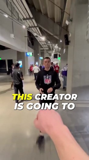 Biggest football guy on this app 🏈💰 #sportsmarketing #sportsbusiness #unclecharlie #nflfootball #mondaynightfootball #kevinwalsh #nflfan #nflgameday #minneaotavikings #sanfrancisco49ers