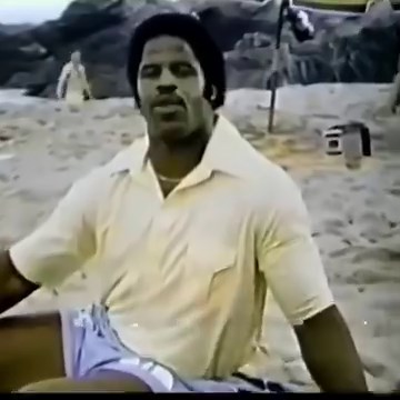 Earl Campbell with that pussy pinch #skoal | TruckDaily