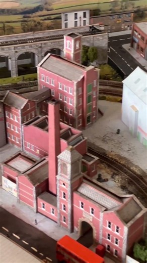 Hornby’s new TT:120 LNER J50 running in #modelrailway #modelrailroad #trains