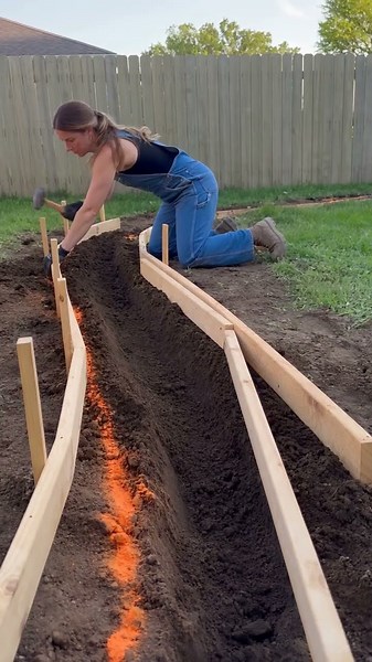 I Built a Glowing Garden Walkway with Zero Electricity!