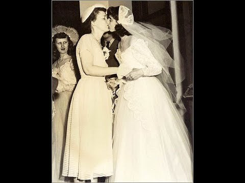 20 Rare Vintage Snapshots of Lesbian Weddings From the Past